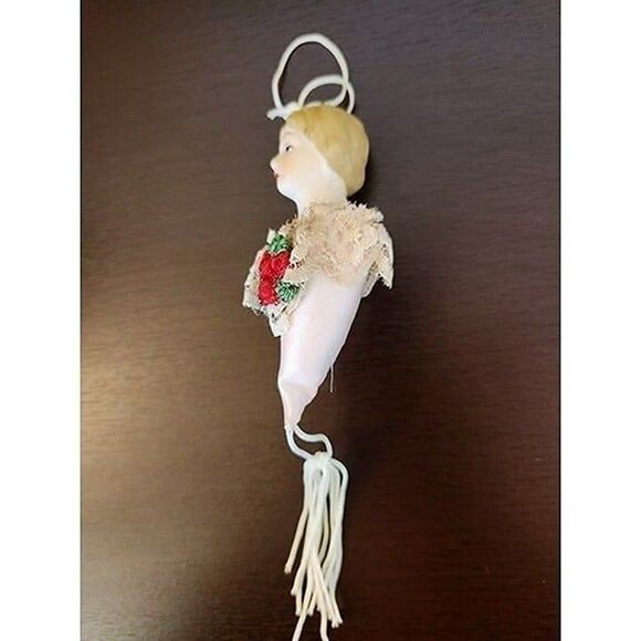 Vintage Victorian Themed Christmas Ornaments - Picture 5 of 9